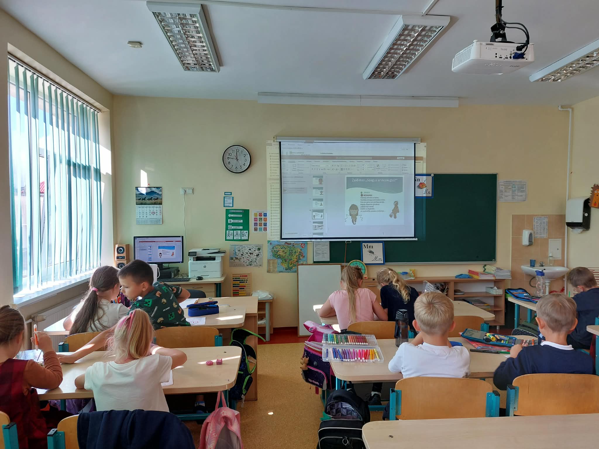 SAUGUMO PAMOKĖLĖ PIRMOKAMS
